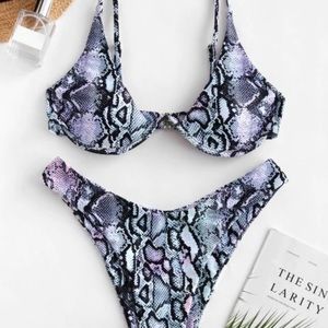 🍒NWOT Super Cute & Sexy Pastel Print Bikini